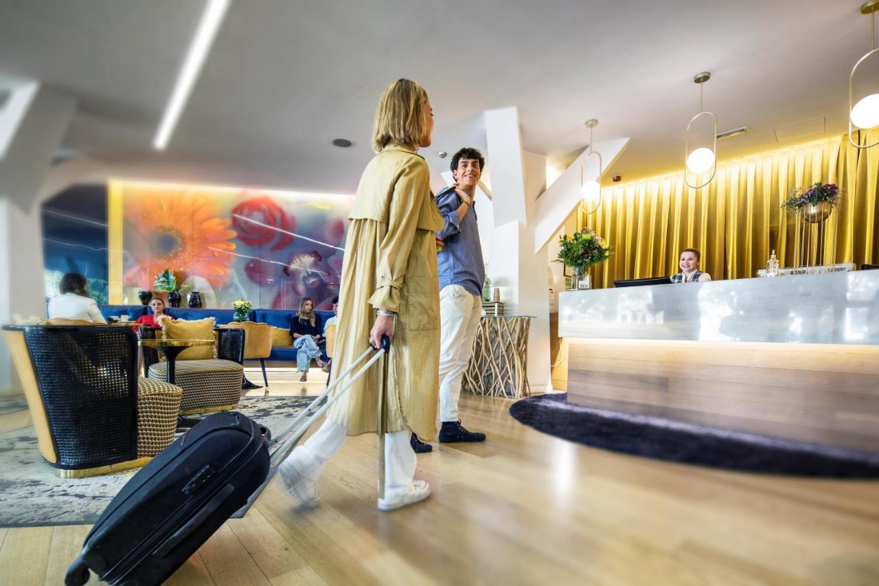 Apartosuites Jardines De Sabatini Μαδρίτη Εξωτερικό φωτογραφία