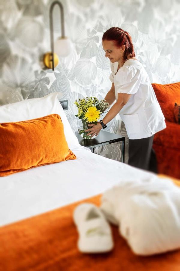 Apartosuites Jardines De Sabatini Μαδρίτη Εξωτερικό φωτογραφία