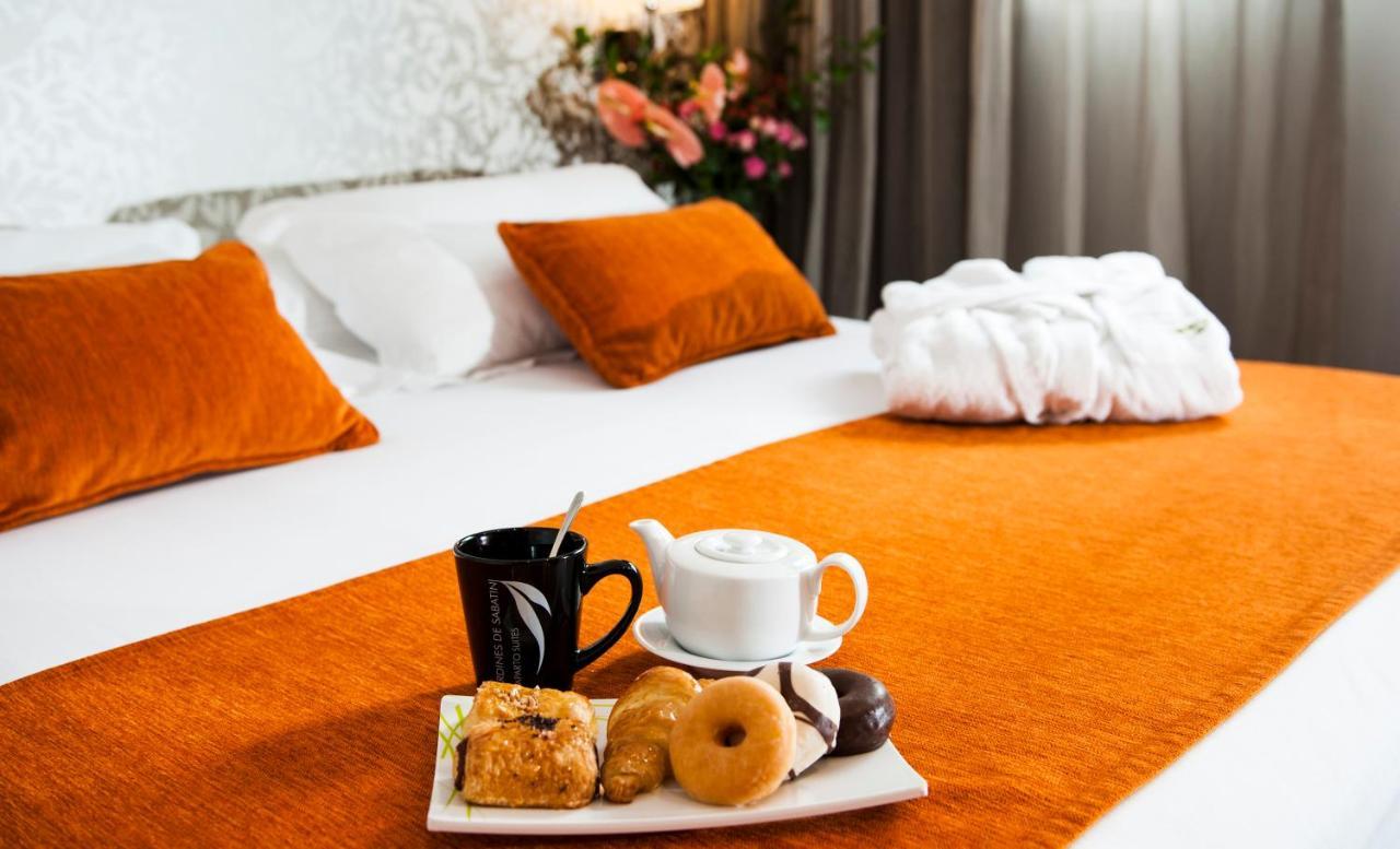Apartosuites Jardines De Sabatini Μαδρίτη Εξωτερικό φωτογραφία