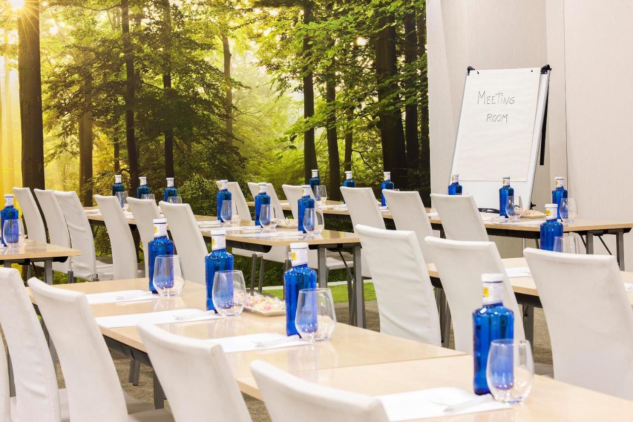 Apartosuites Jardines De Sabatini Μαδρίτη Εξωτερικό φωτογραφία
