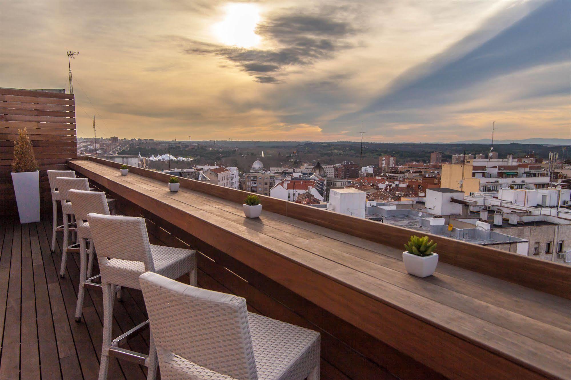 Apartosuites Jardines De Sabatini Μαδρίτη Εξωτερικό φωτογραφία